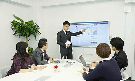 service-image